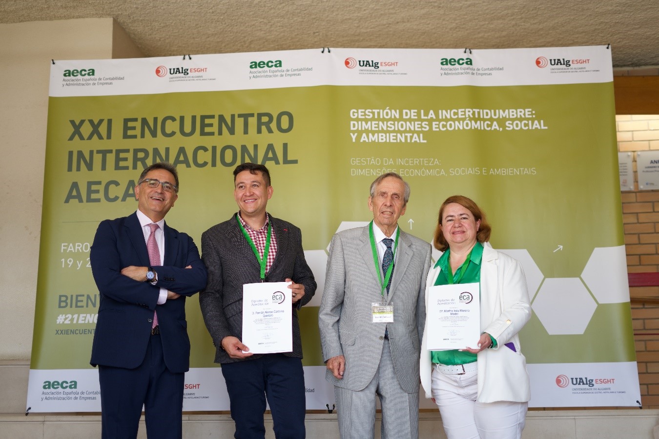 Reconocimiento Internacional para Profesores Poli en el Encuentro AECA ...