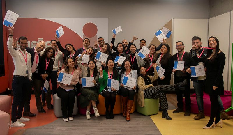 Equipo sesiones enclave institucional Poli