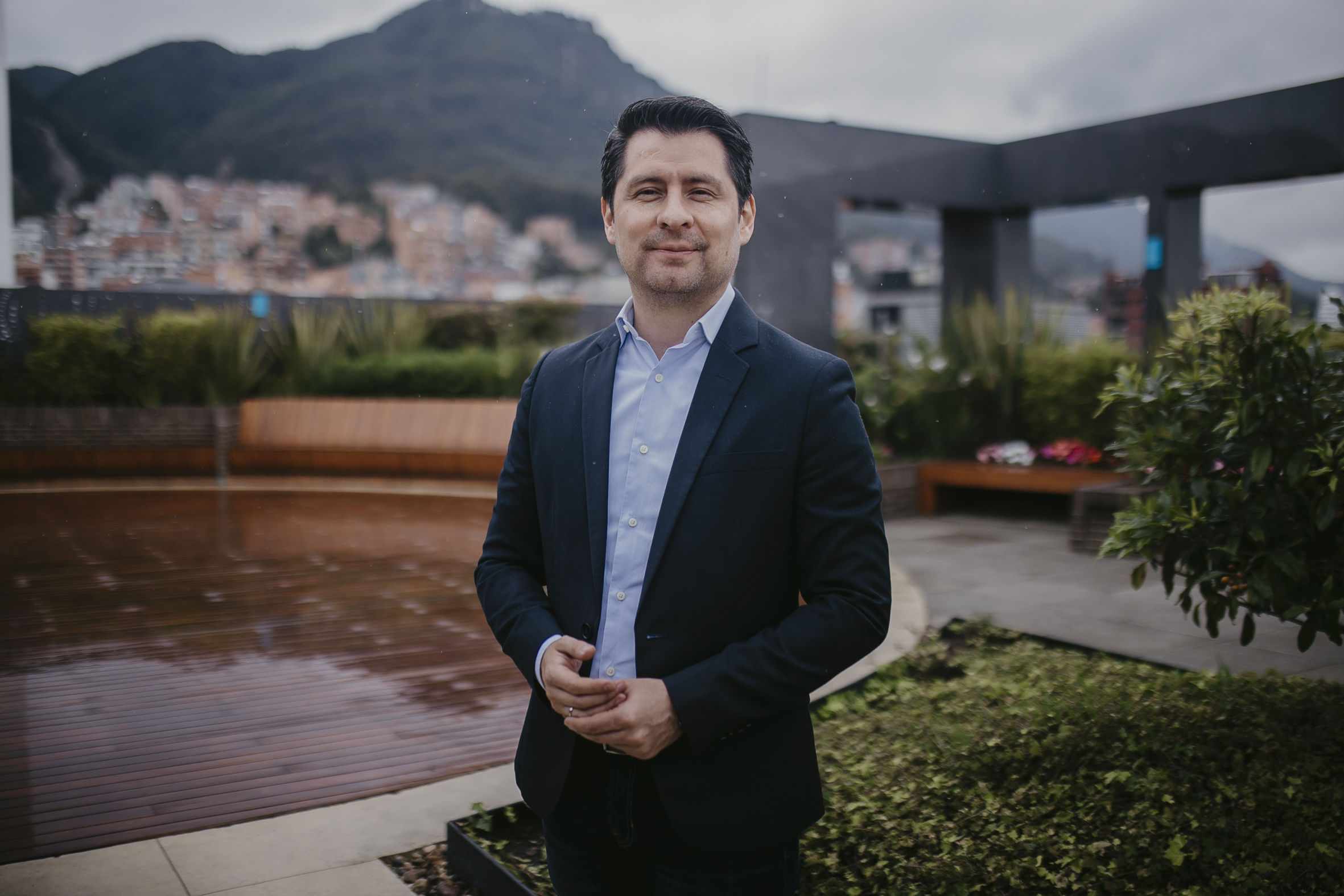 Dr. Leonardo Ortegón 