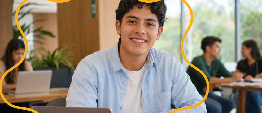 Estudiante en formación para ser especialista en comunicación digital y poder analizar datos de una estrategia.