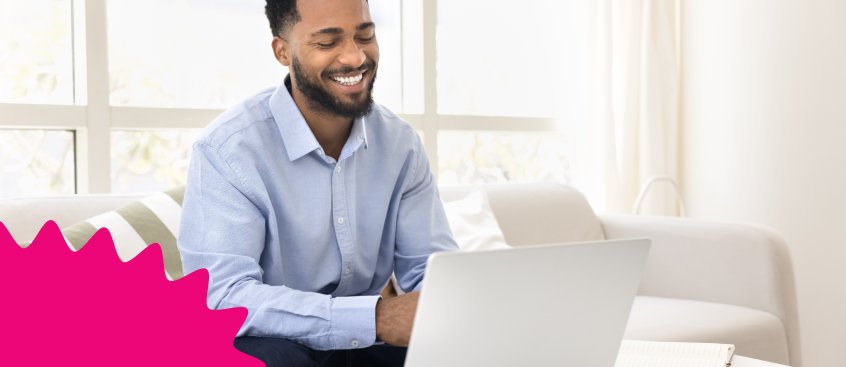 ​Estudiante del Poli participa en una clase online de la carrera de Gobierno y Relaciones Internacionales​ 