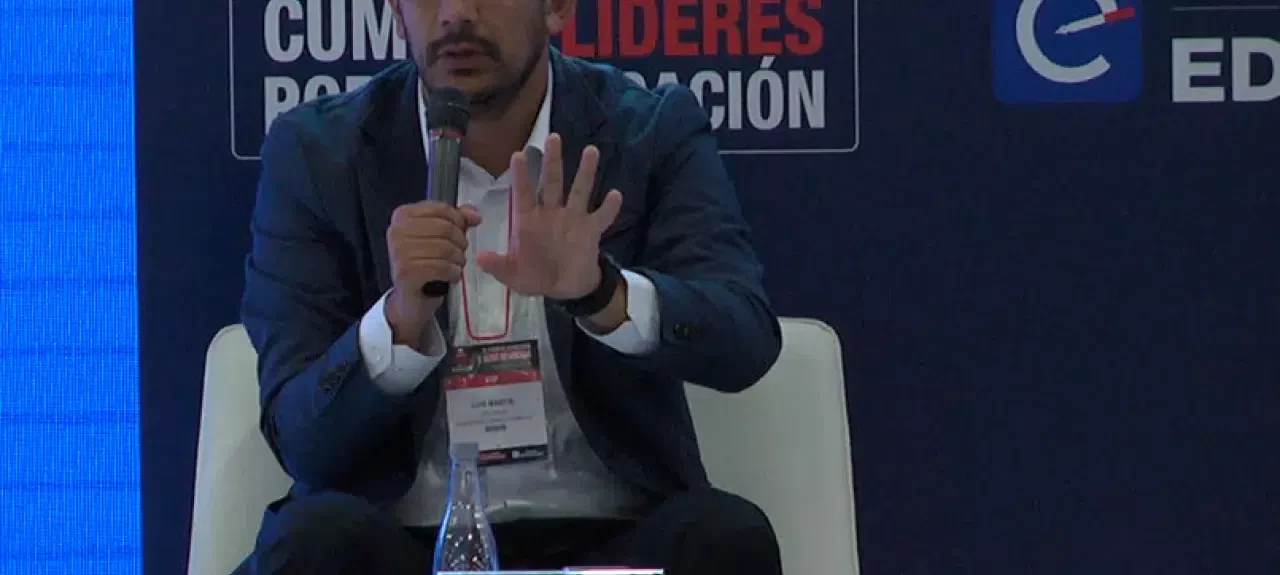 cumbredelidereseducacion.jpg