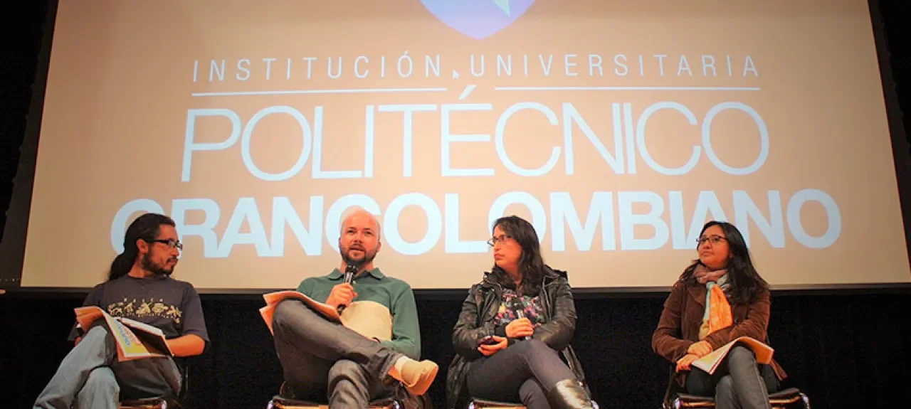 desdelaacademia1.jpg
