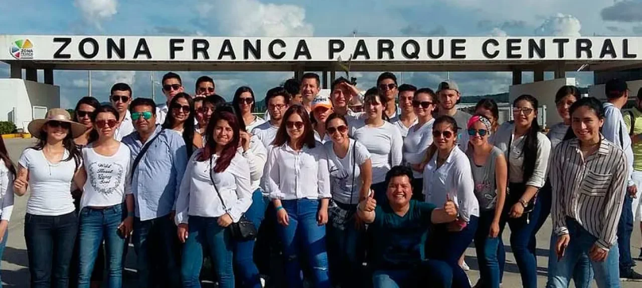 negociosinternacionales-estudiantes-cartagena.jpg