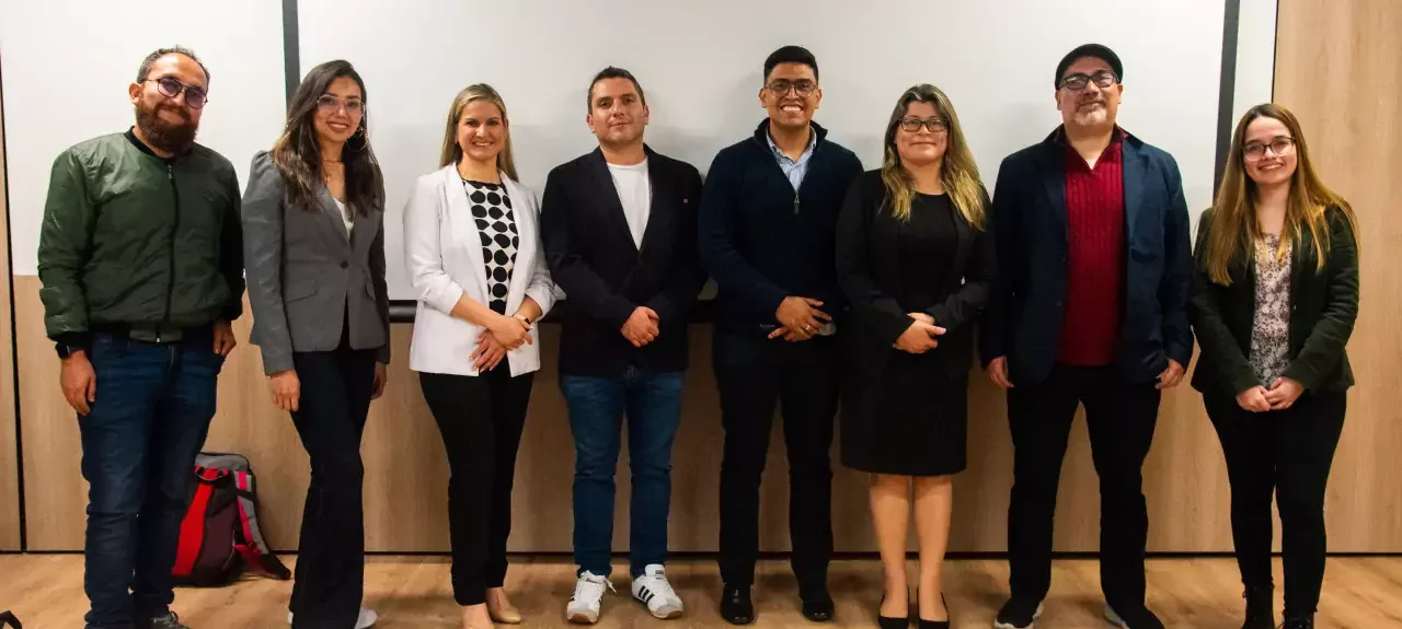 Internacionalización de la Escuela OPINA y Escuela TIC