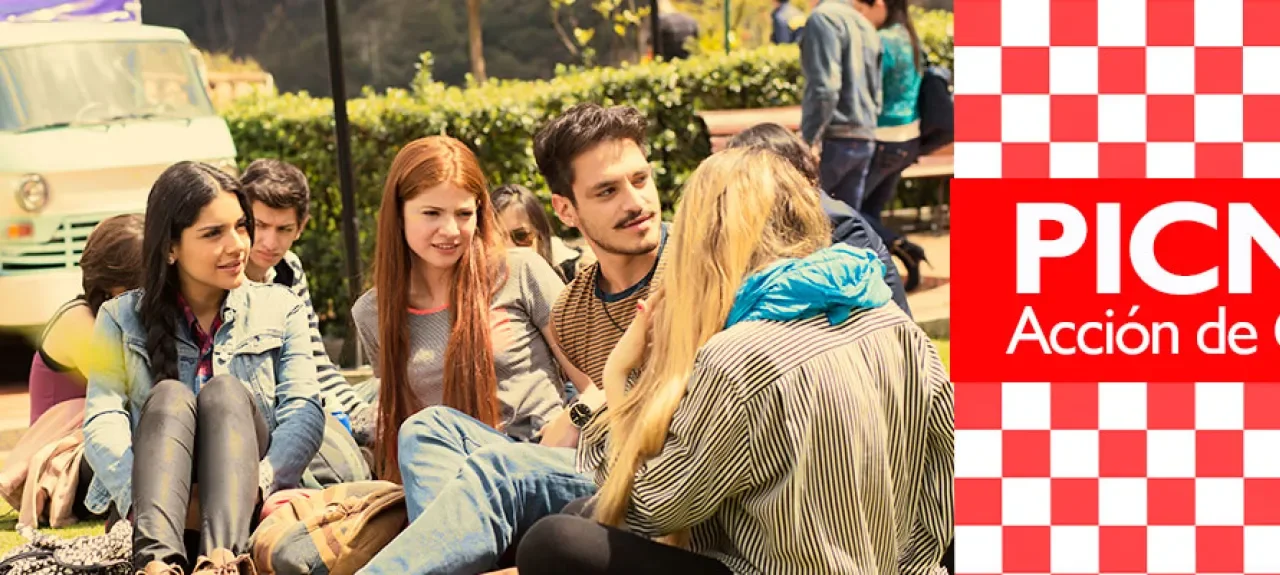 Ven a celebrar Acción de Gracias con el Poli