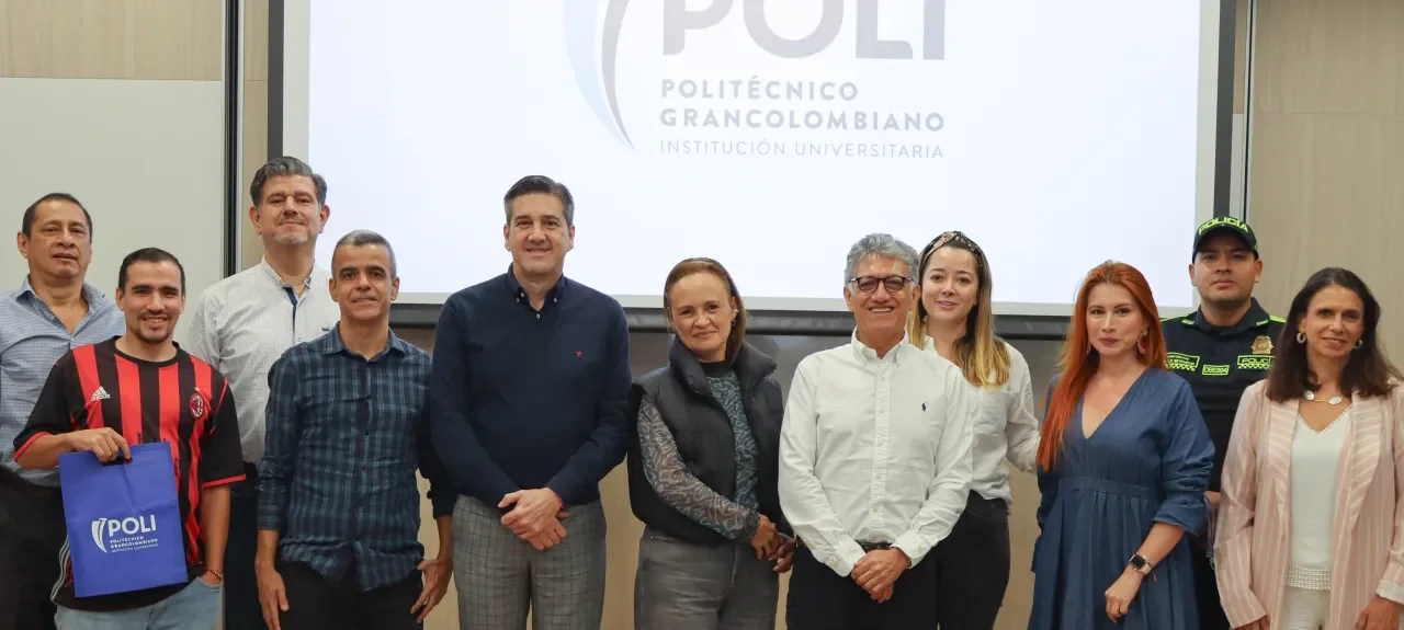 El Poli Medellín impulsa a periodistas en la creación de copies efectivos