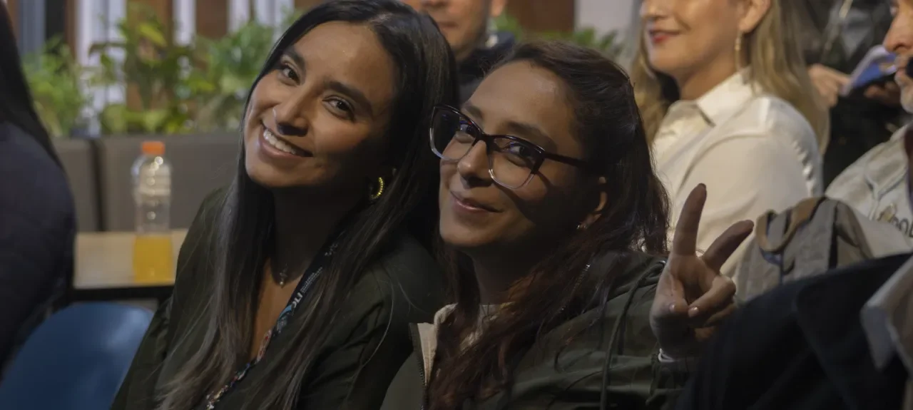 Celebramos el Día de la Madre y el Padre 2025