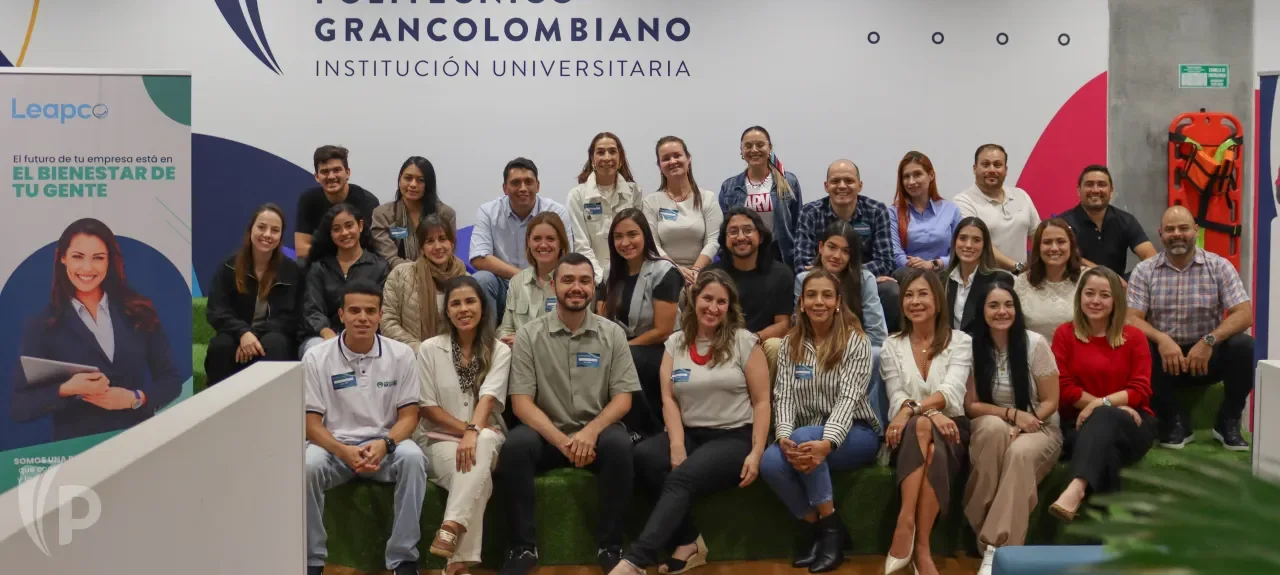 El Poli Medellín y Leap CO oficializaron su alianza con un encuentro formativo