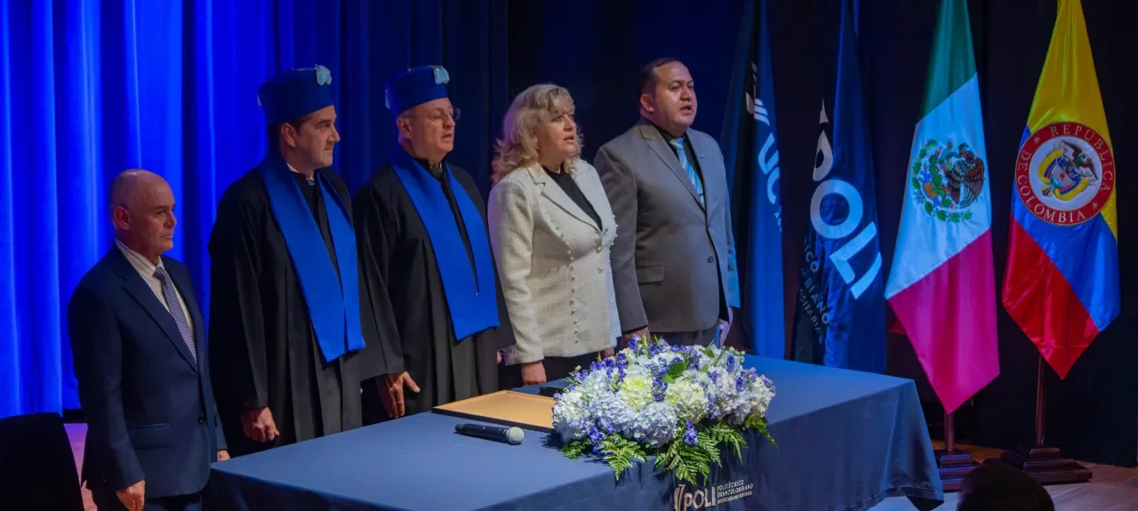 Doctorado Honoris Causa al Dr. Juan Fernando Montañez 