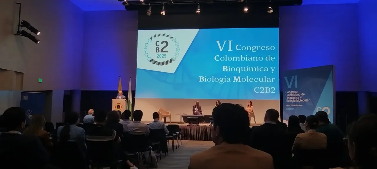 Profesores Poli participaron en el Congreso Internacional de Bioquímica y Biología Molecular