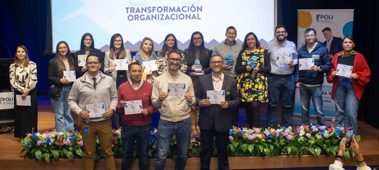 Orgullosamente POLI 2025