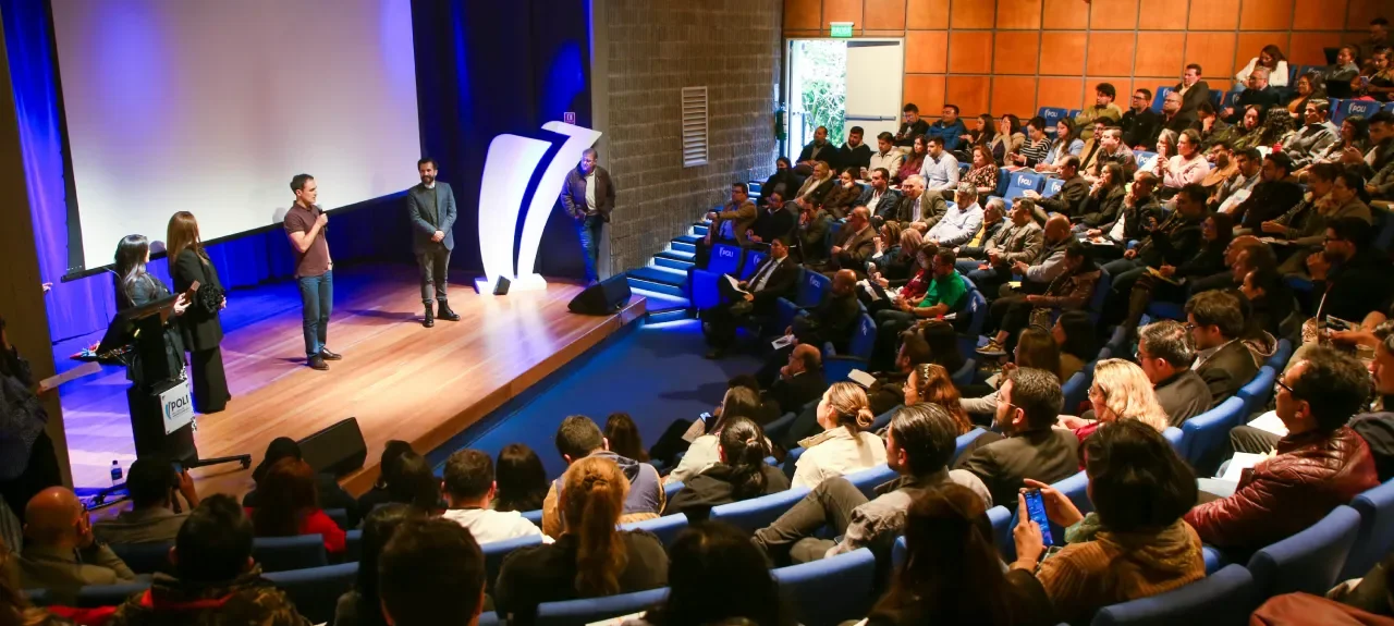 Bienvenida Nuestros Profesores POLI 2026-1