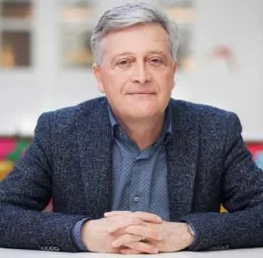 Peter Knorringa, PhD, es Director Académico del International Center for Frugal Innovation