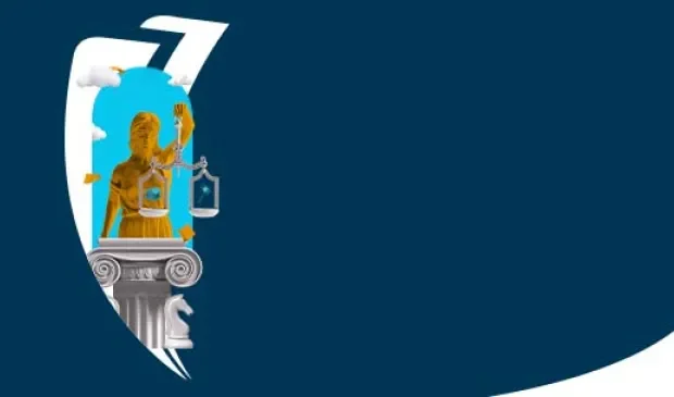 Estudia Derecho en Medellin