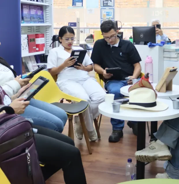 Club de lectura entre líneas Medellín