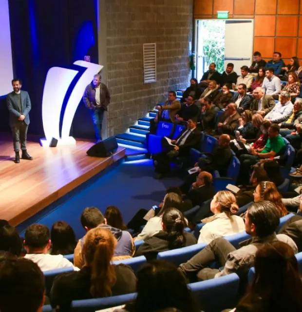 Bienvenida Nuestros Profesores POLI 2026-1