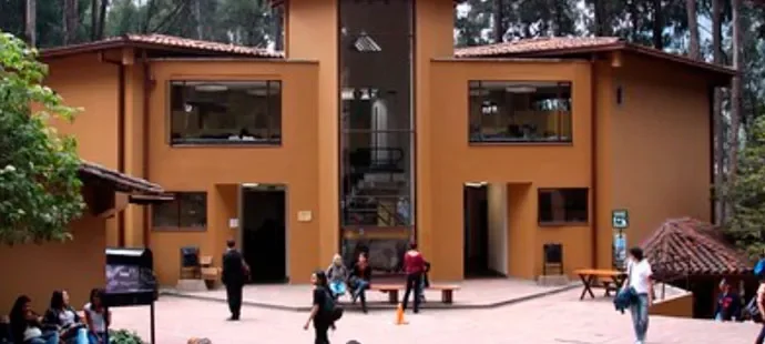 Escuela de Educación e Innovación 