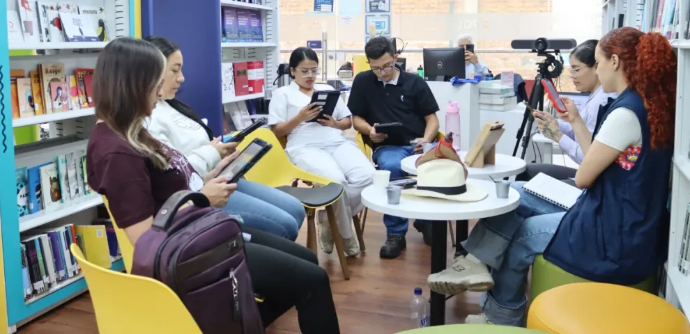 Club de lectura entre líneas Medellín