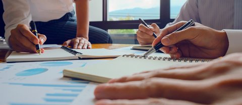 liderazgo, trabajo en equipo, uso de las TIC y capacidad de mantenerse actualizado son las características del contador público que buscan las empresas en Colombia