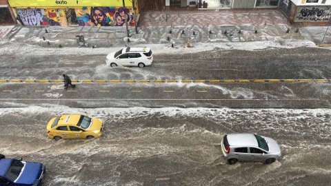 Las constantes lluvias generan inundaciones en varios sectores de Bogotá