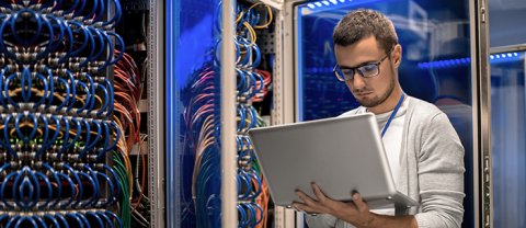 Salas, laboratorios especializados del Poli