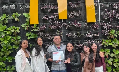 Effie Academy College 9