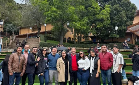 Effie Academy College 9