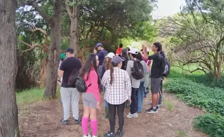 jornada ambiental en el humedal Tibanica