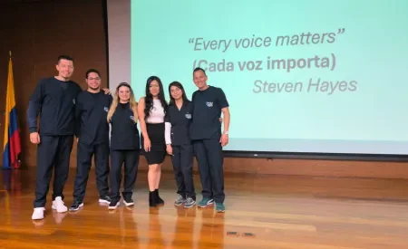 Bienestar emocional Poli en el Congreso de la República 1