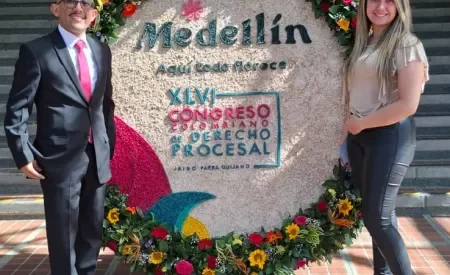 Jorge Arcia y Claudia Perico Derecho Virtual