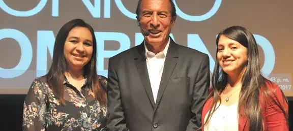 agustintorres_poli.jpg