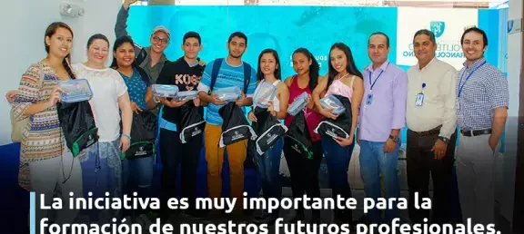 kits_de_arduino_poli_grancolombiano_estudiantes_ingenieria_regalo.jpg