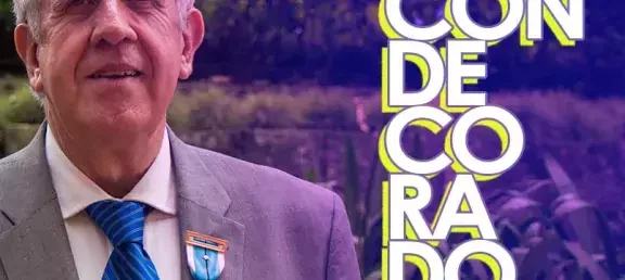 rector-condecorado.jpg