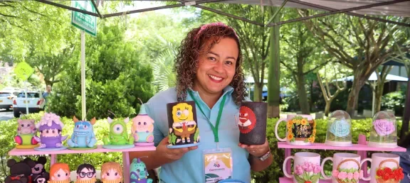 Así se vivió la feria de emprendimientos ‘Conectando Corazones de Mamá’