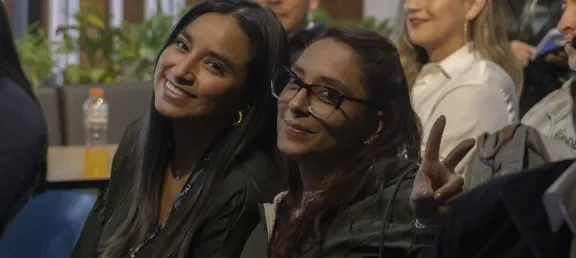 Celebramos el Día de la Madre y el Padre 2025