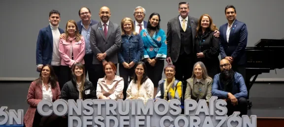 Construimos país desde el corazón