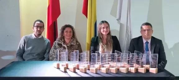 Diplomado-Psicologia-Consumidor-POLI-Plaza-Imperial
